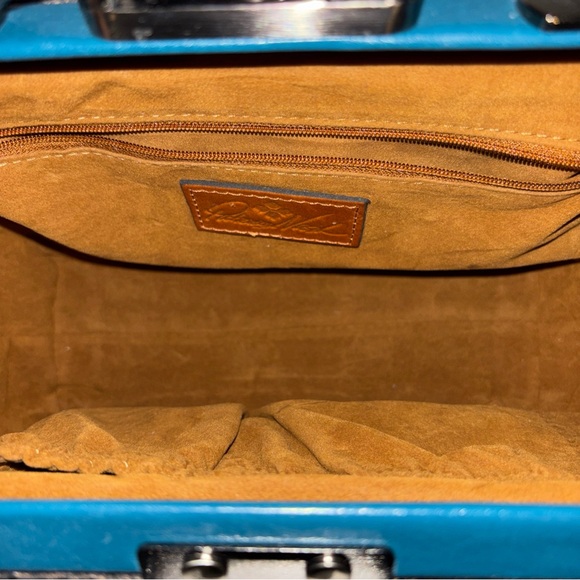 Patricia Nash gracchi Teal tooled Embossed Leather Handbag - Picture 7 of 7